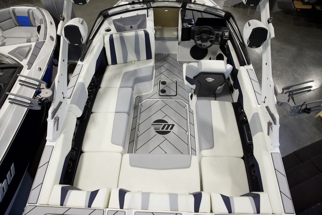 2025 Malibu Boats 22 LSV