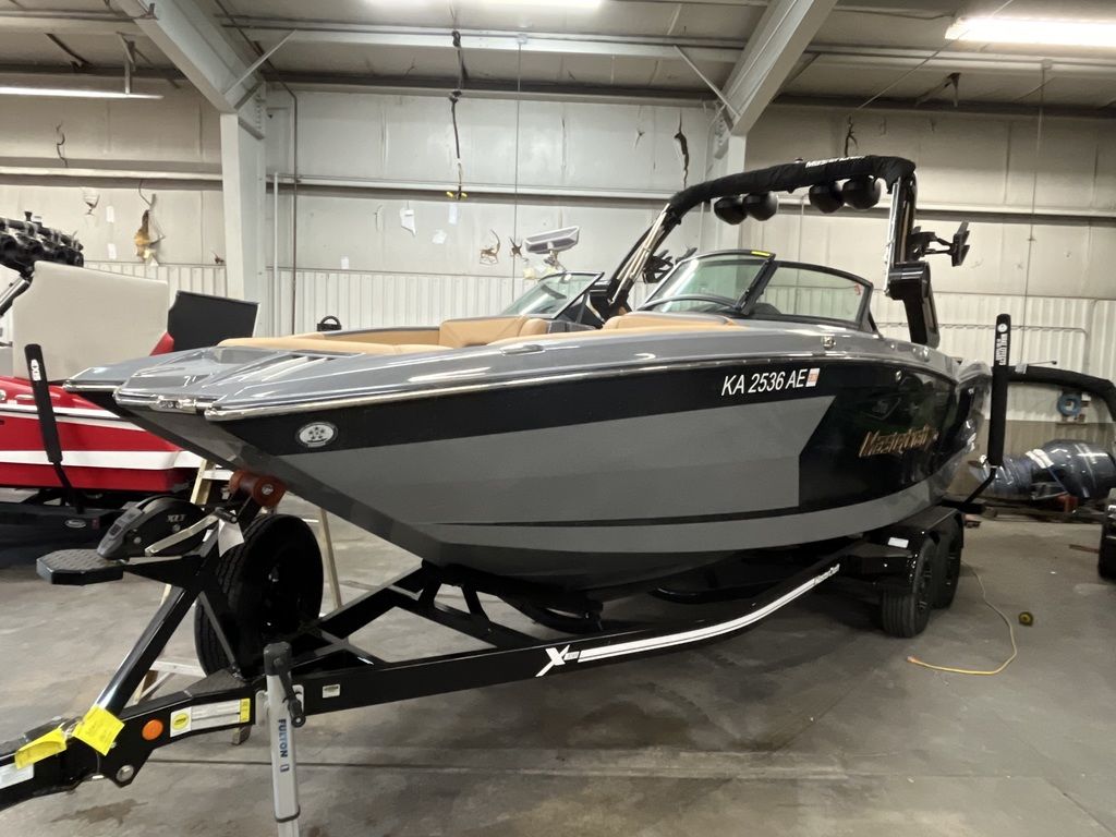 2022 MasterCraft Xstar S