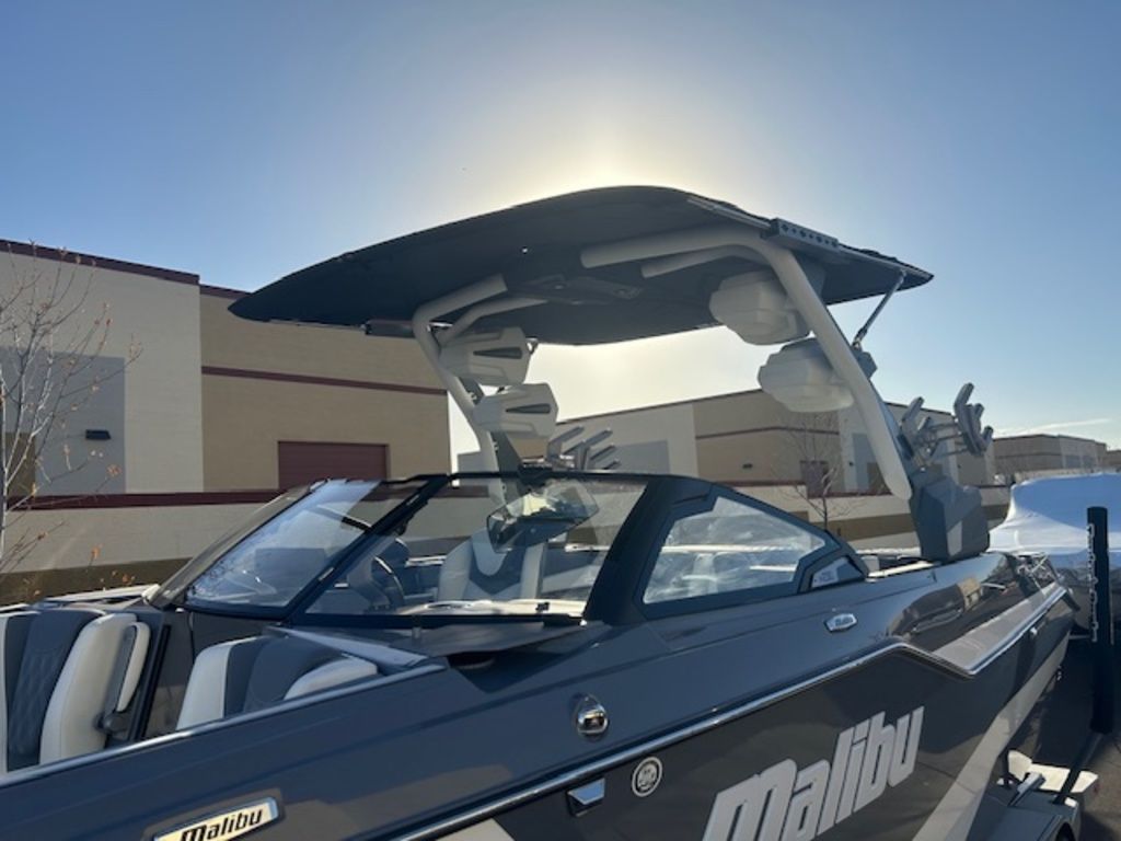 2025 Malibu Boats M230