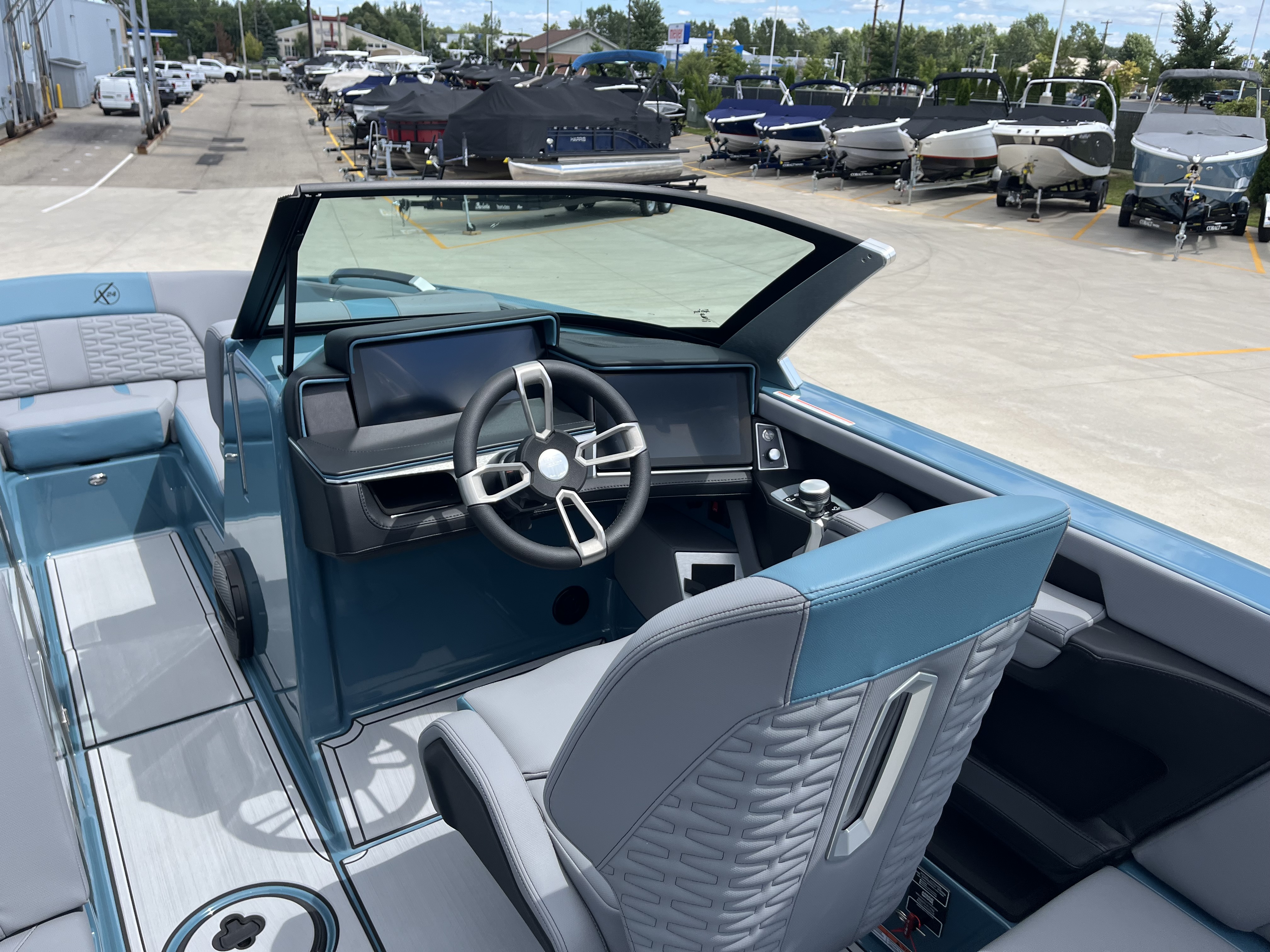 2025 MasterCraft X24