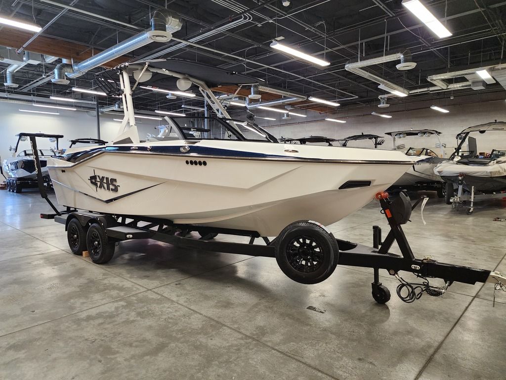 2025 Axis Wake Research T235