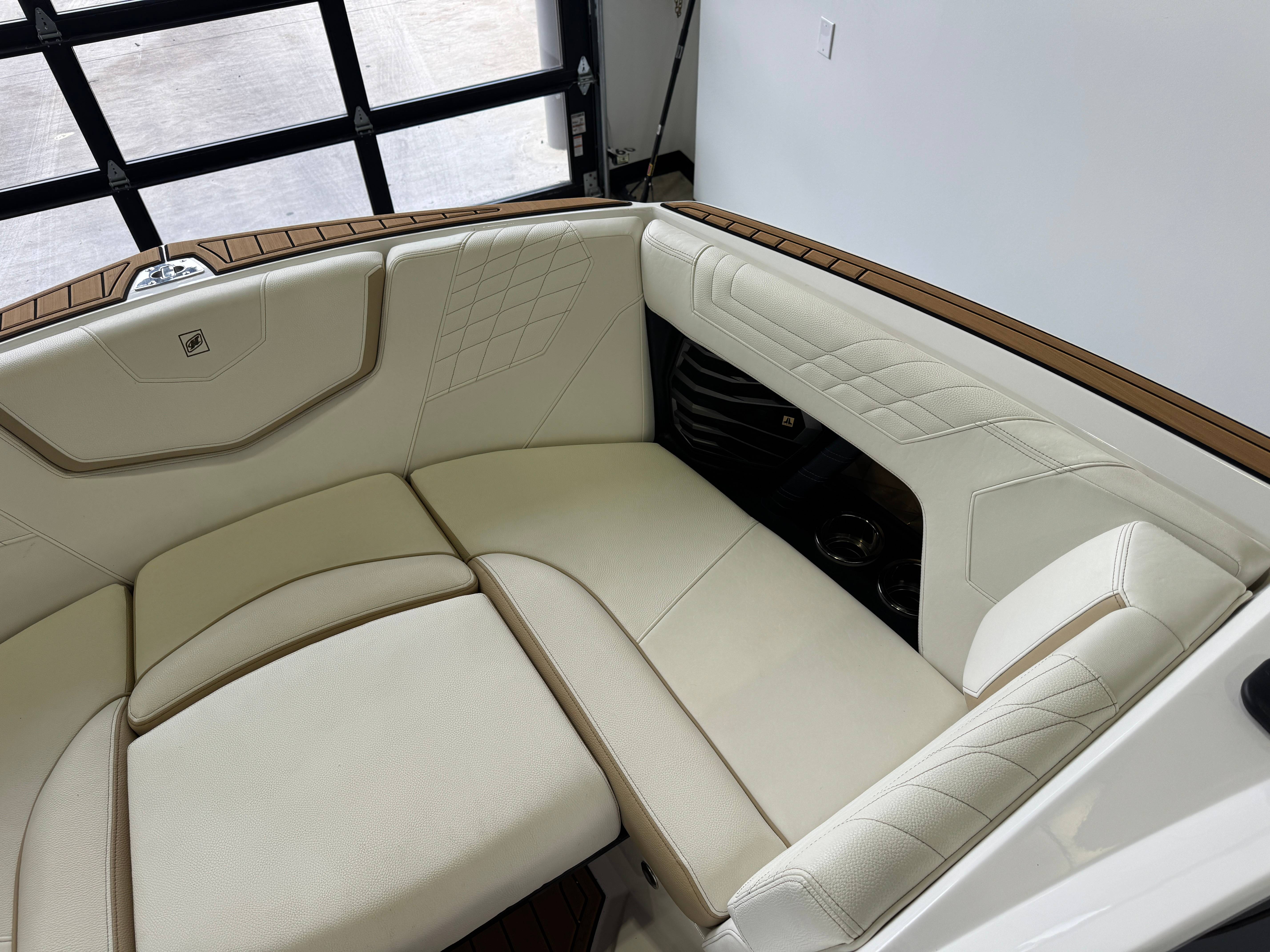 2022 Nautique Super Air Nautique G21