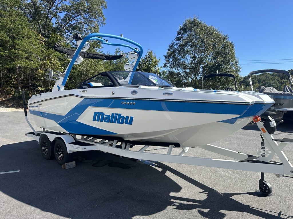 2025 Malibu Boats 22 MXZ