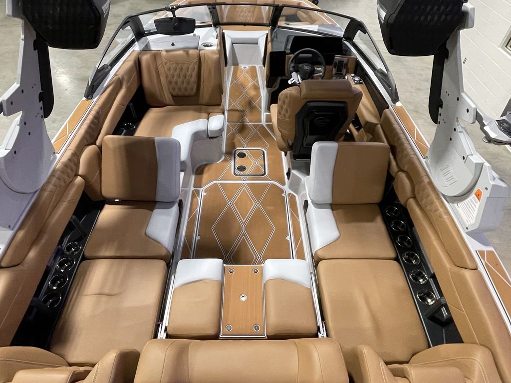 2025 Malibu Boats M230