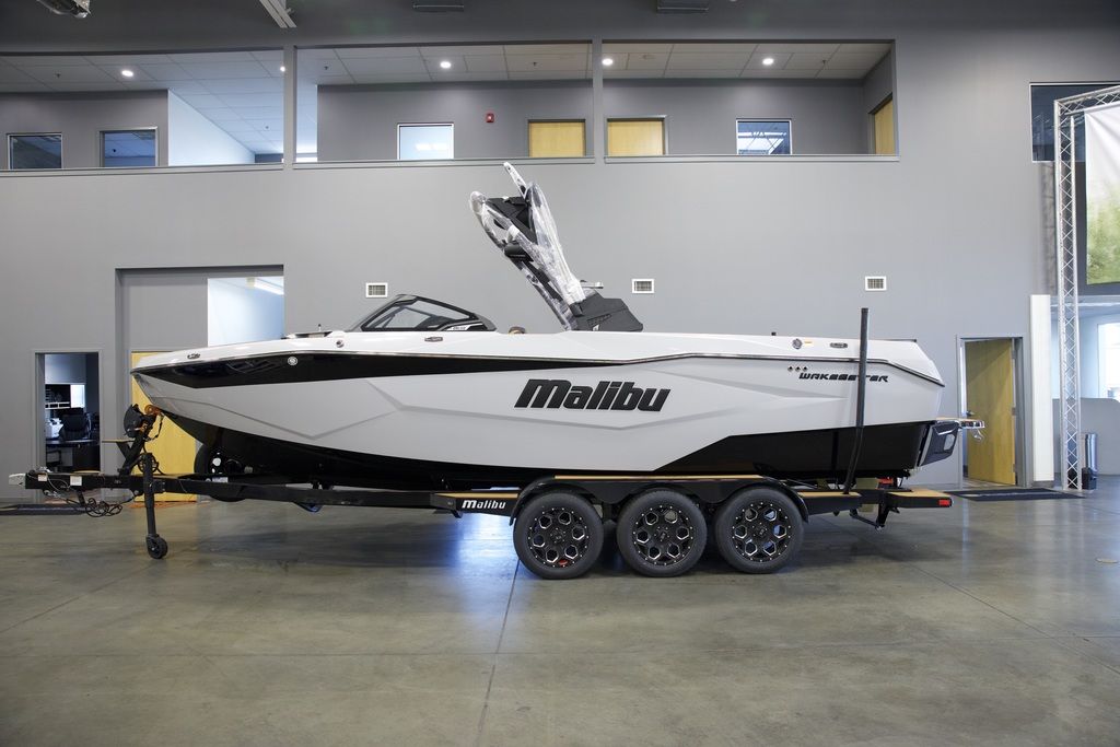 boat.Title