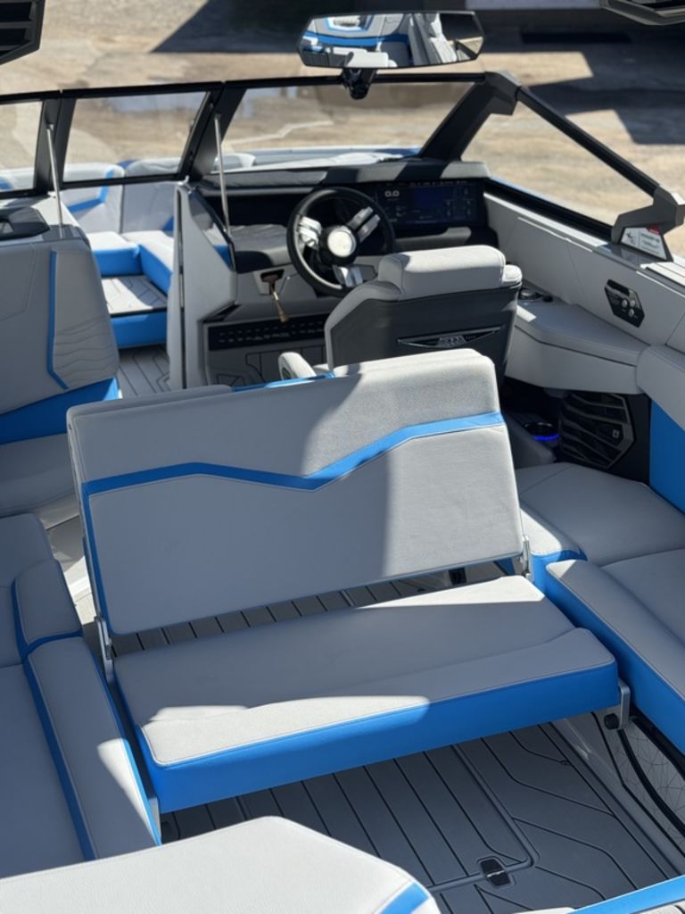2025 Nautique Super Air Nautique G23