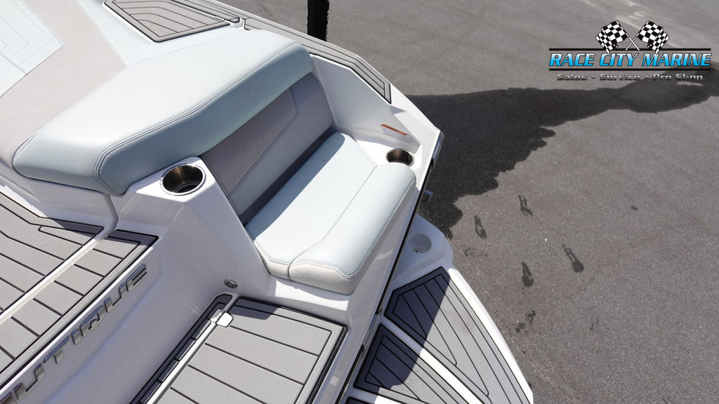 2021 Nautique Super Air Nautique G23