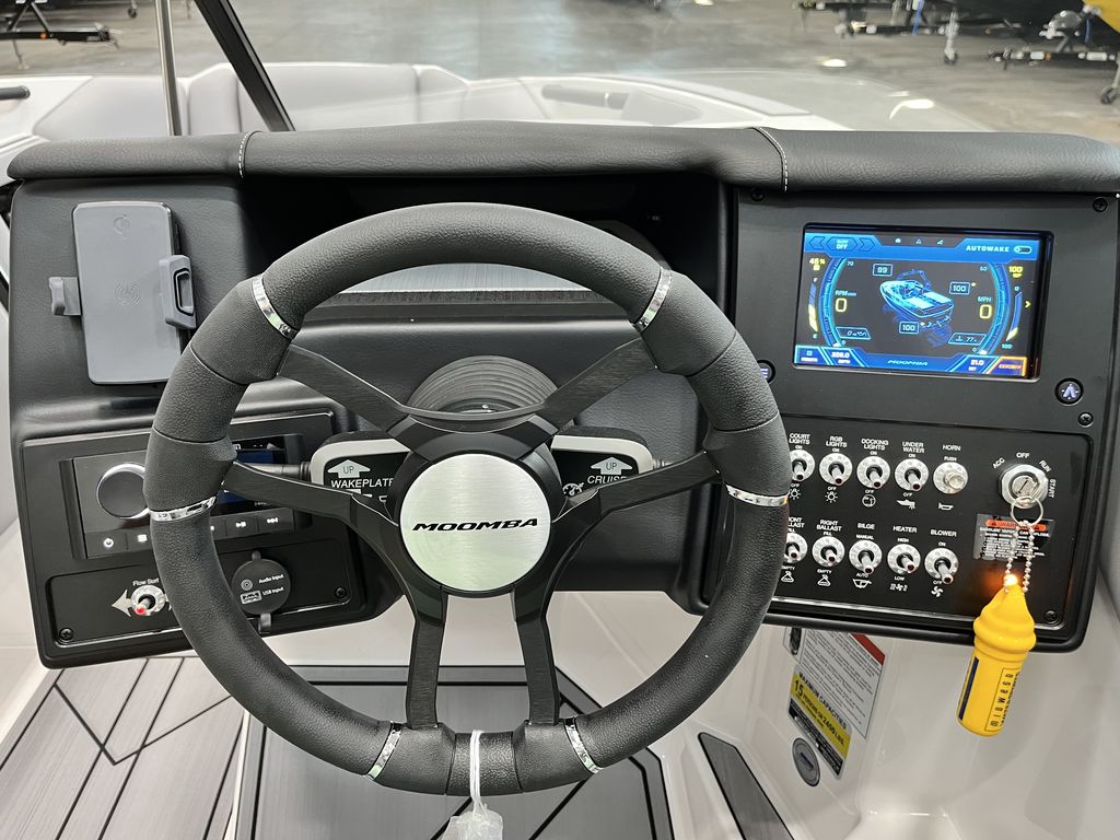 2023 MOOMBA Craz