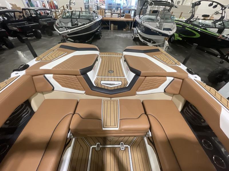 2022 Nautique G25
