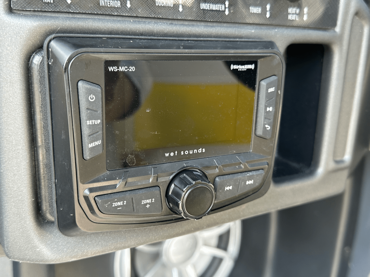 2016 Axis A22