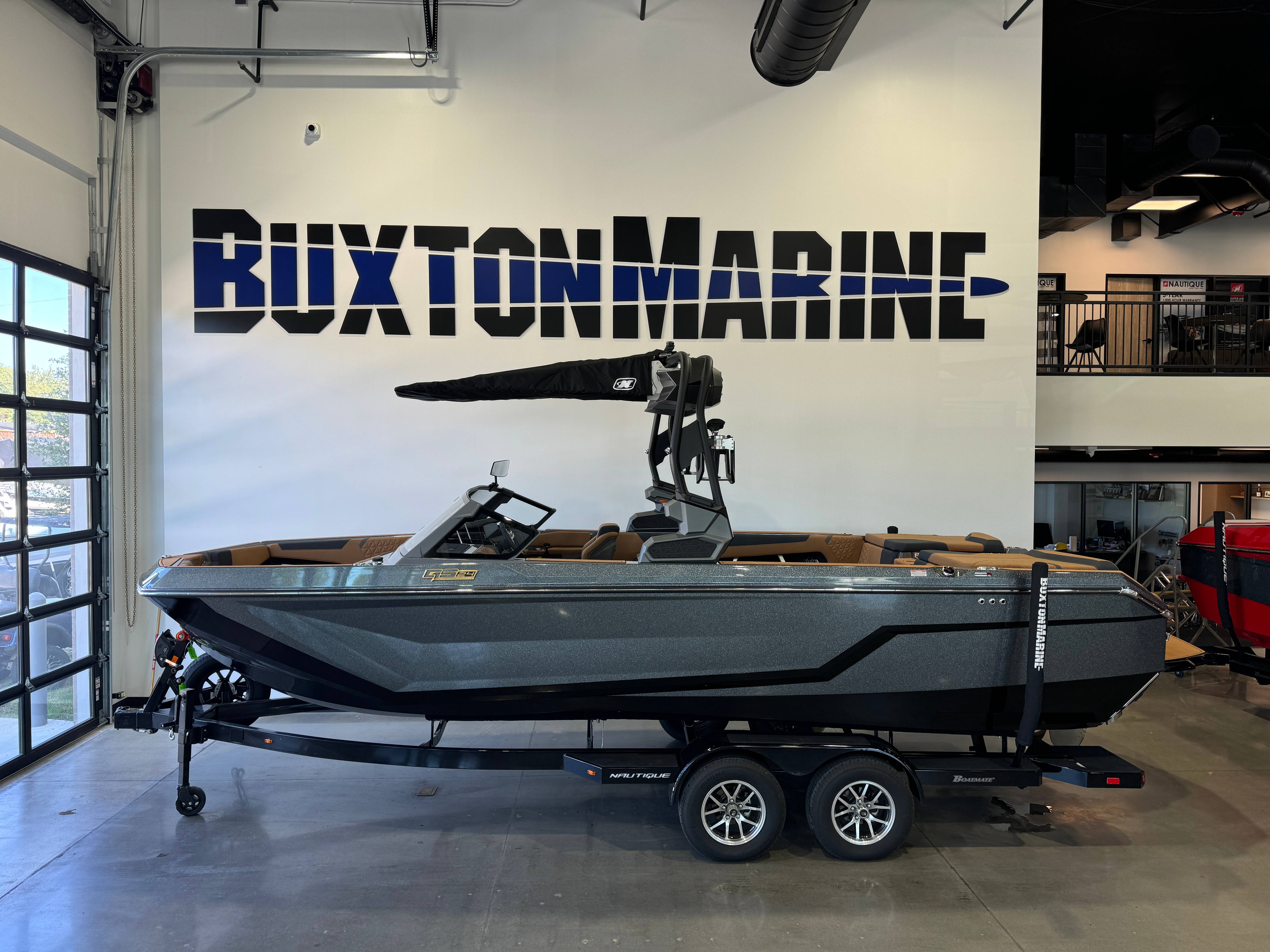 boat.Title
