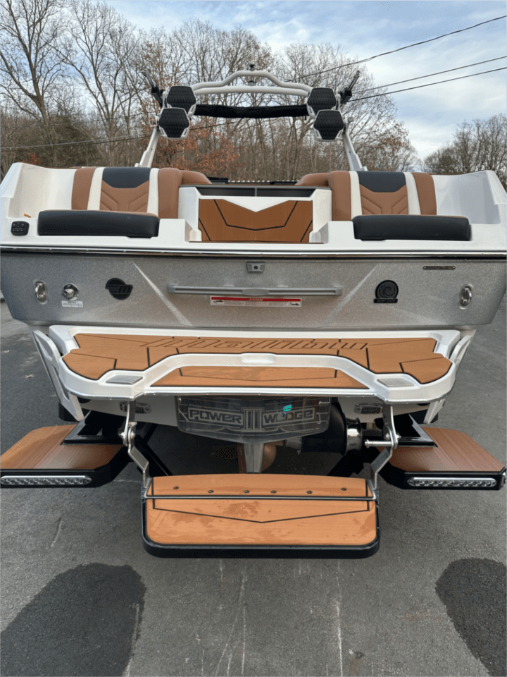 2025 Malibu Wakesetter 25 LSV