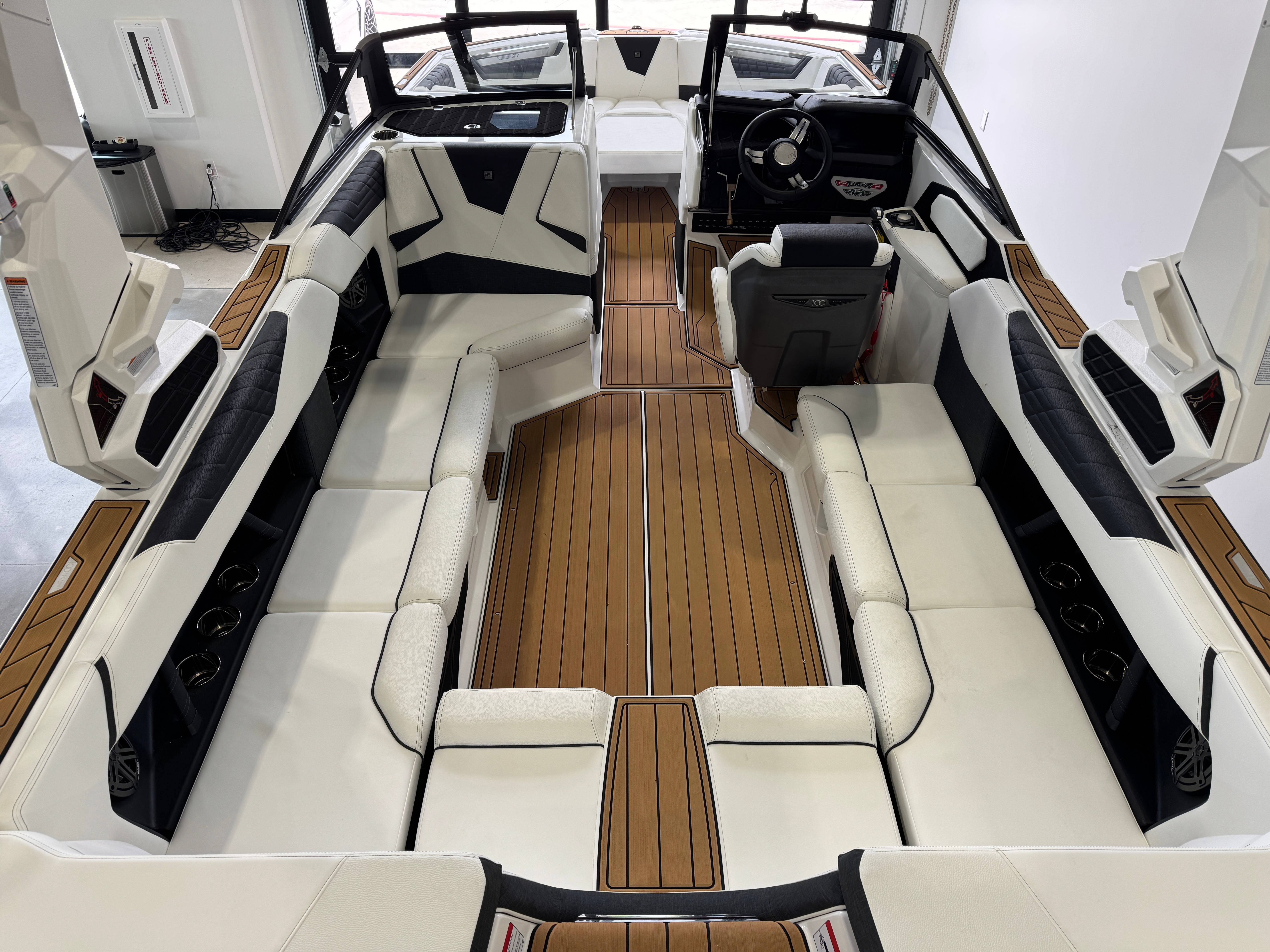 2025 Nautique Super Air Nautique S23