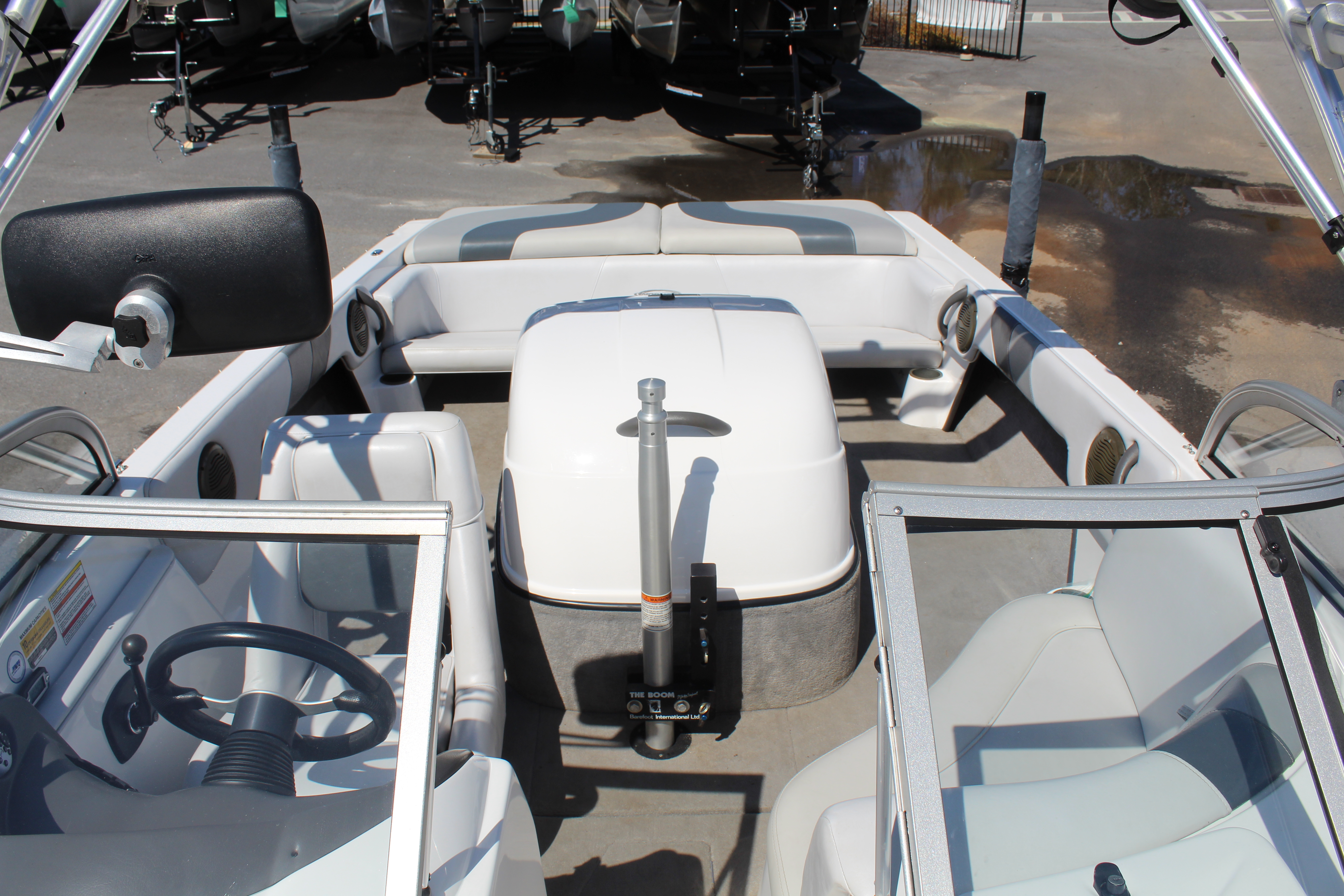 2004 Moomba Outback 21