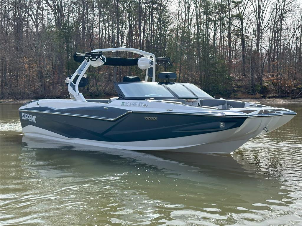 boat.Title
