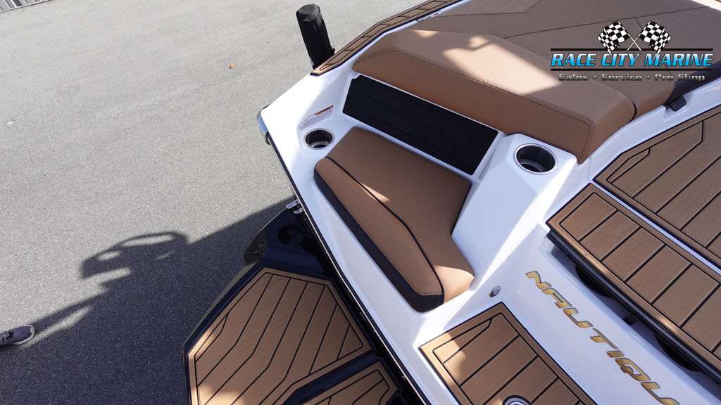 2025 Nautique S23