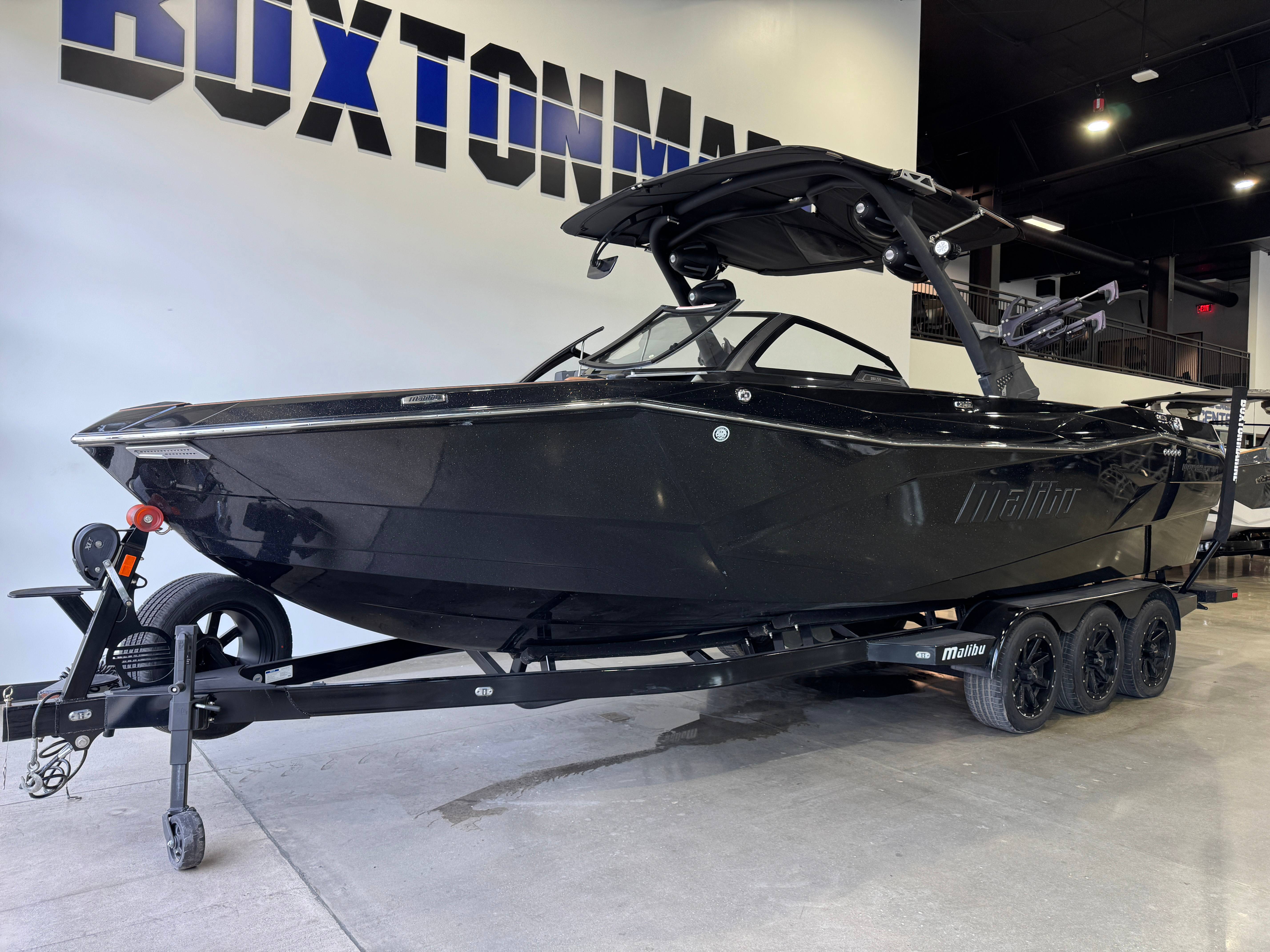 2023 Malibu Wakesetter 26 LSV