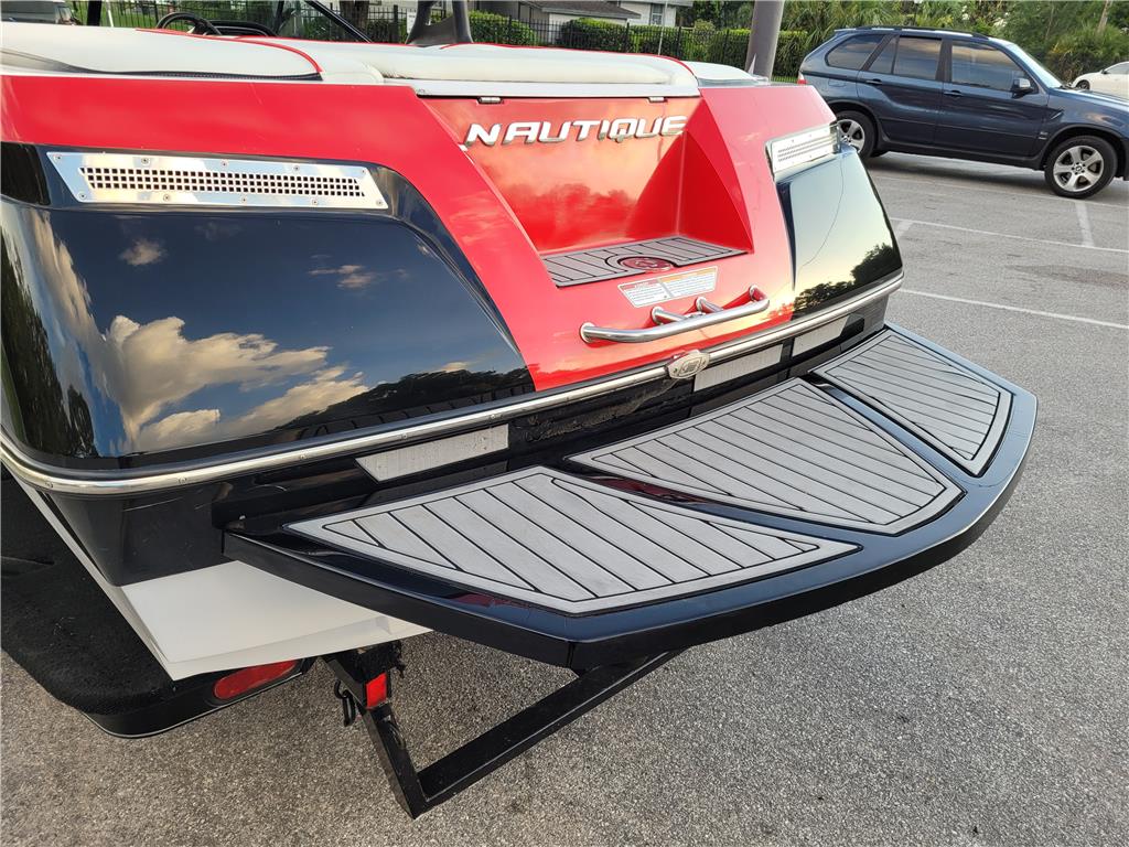 2014 Nautique Sport 200