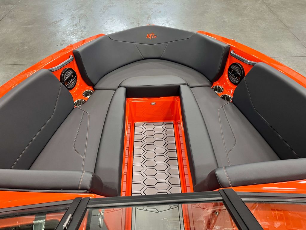 2025 MasterCraft NXT23