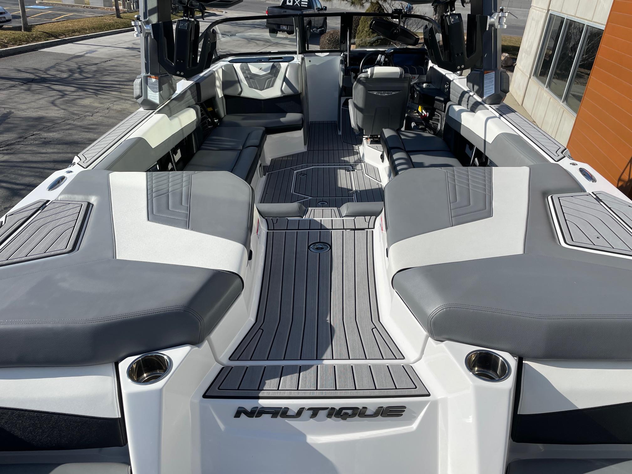 2022 NAUTIQUE G25 W/ZZ8 600HP SUPERCHAGED POWER PLANT