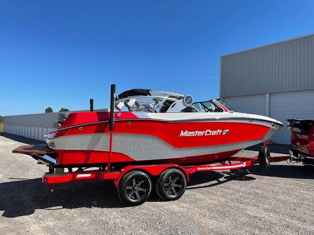 2023 MasterCraft XT22 Icon