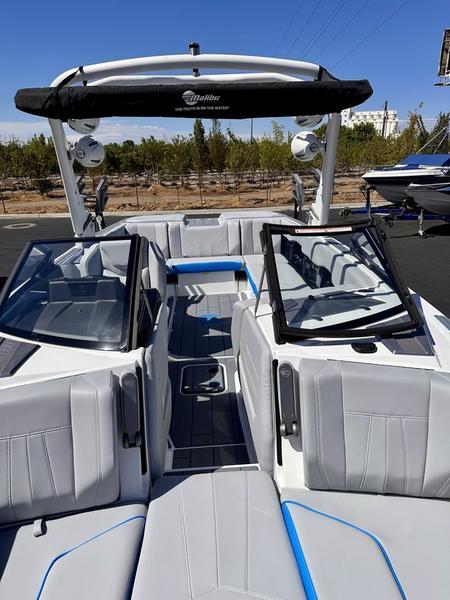 2024 Malibu 24 MXZ