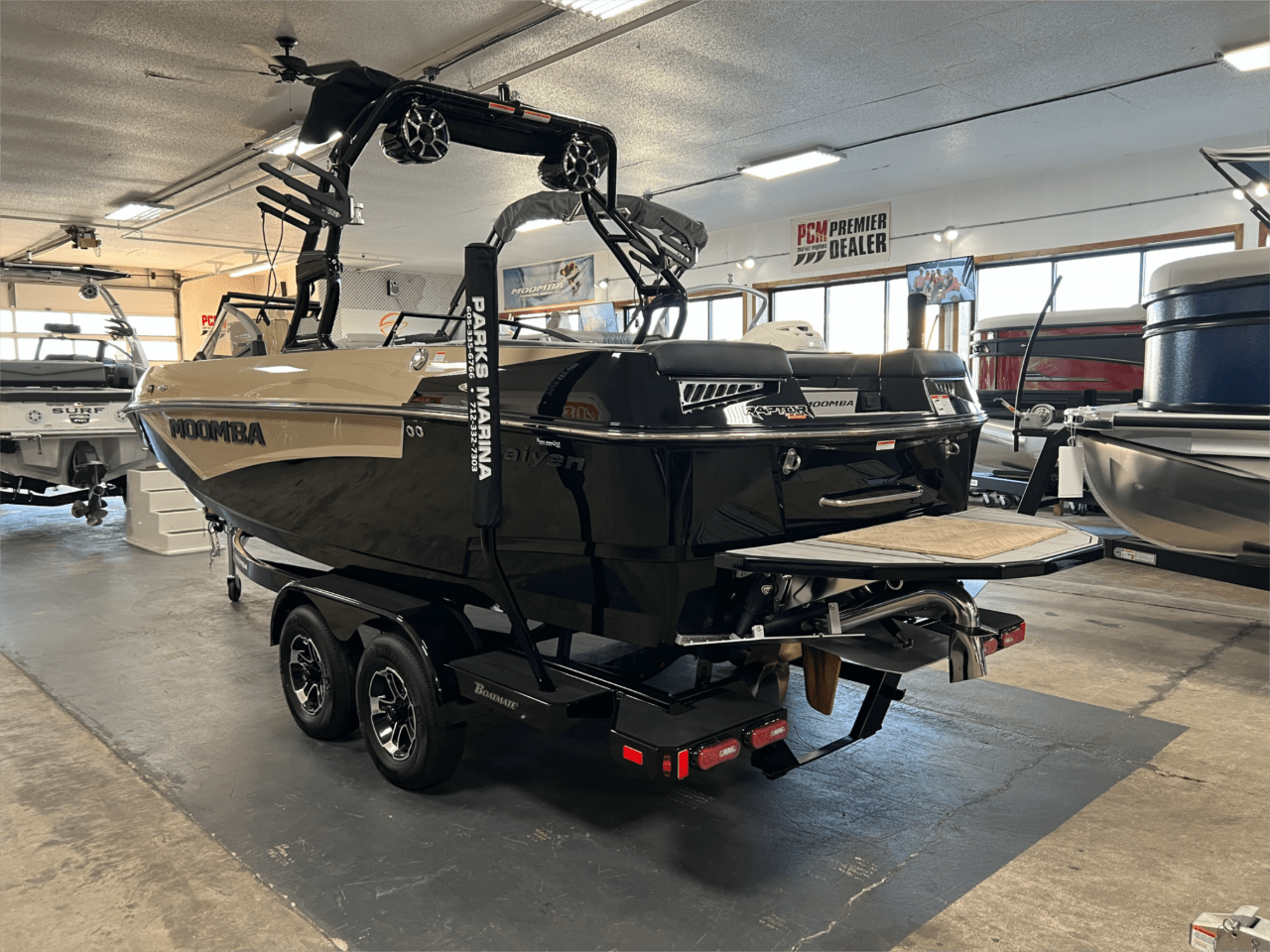 NEW *** 2023 MOOMBA KAIYEN *** SHOWROOM STORED * DISCOUNTS / REBATES