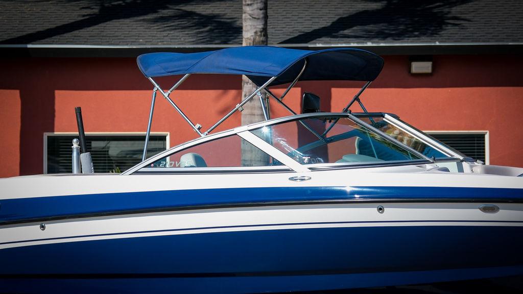 boat.Title