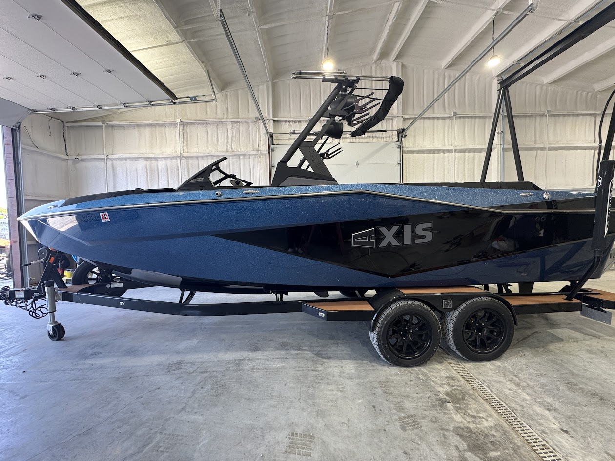 boat.Title