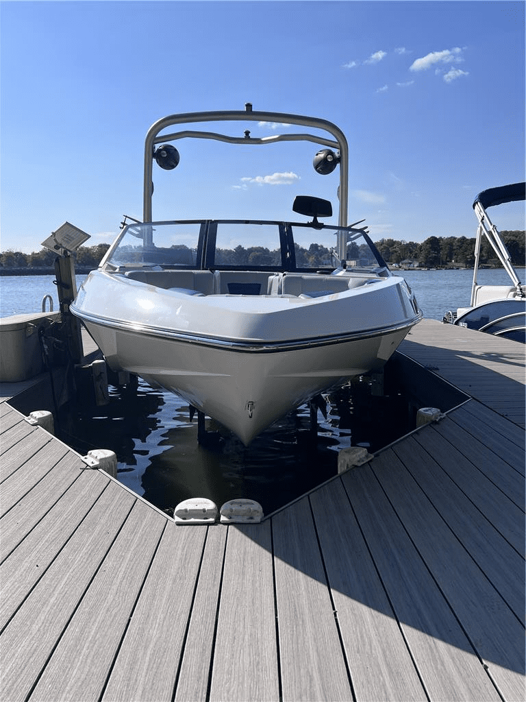 2023 Malibu Wakesetter VTX Icon