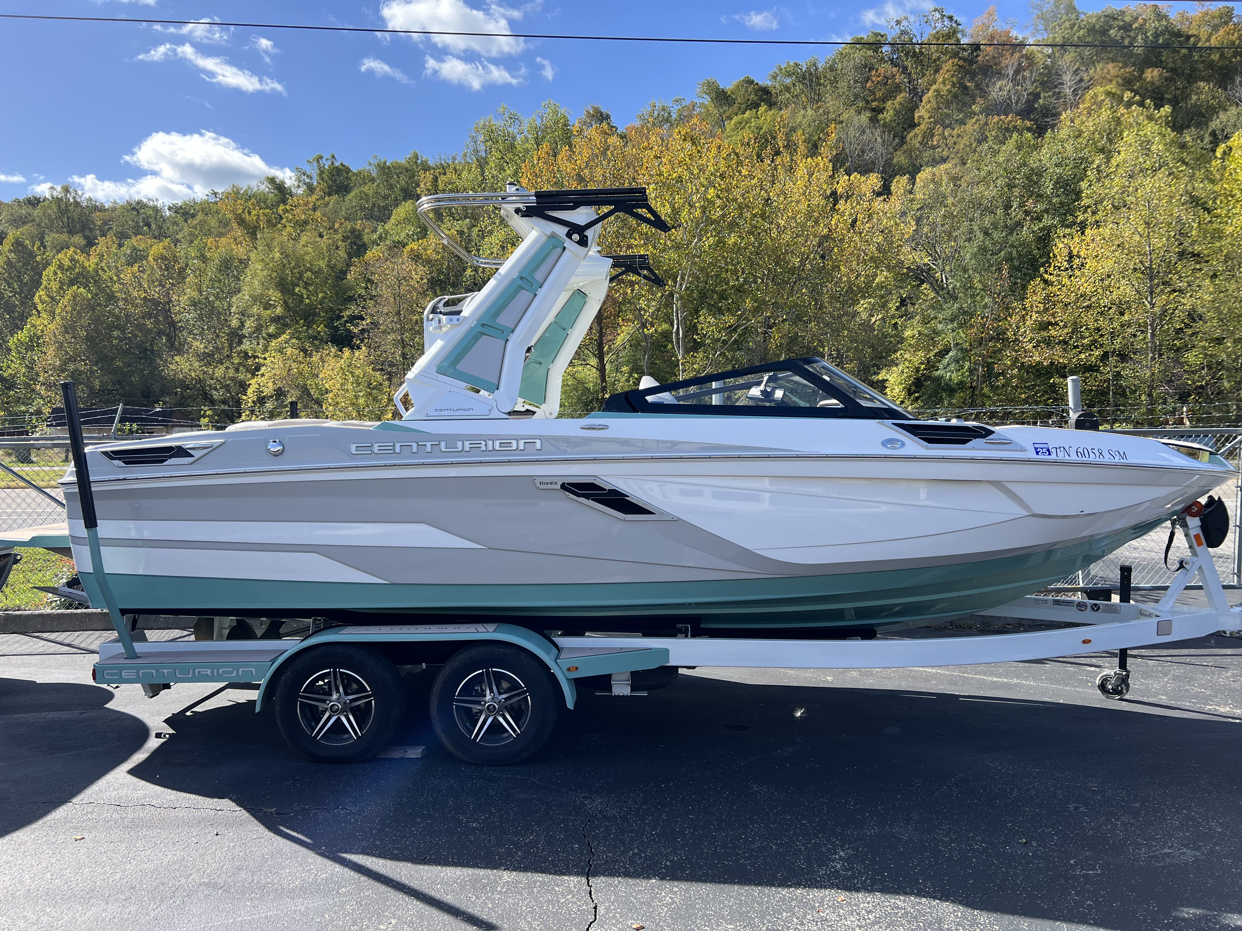 boat.Title