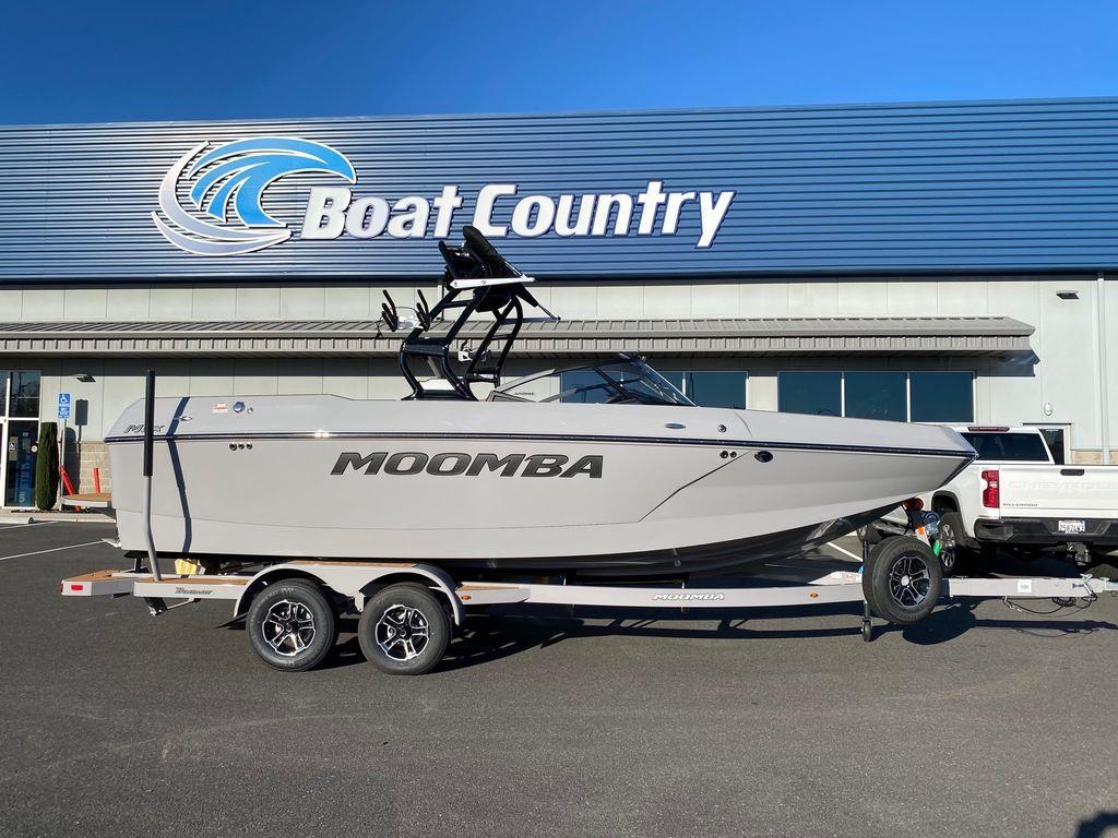 2024 MOOMBA Max