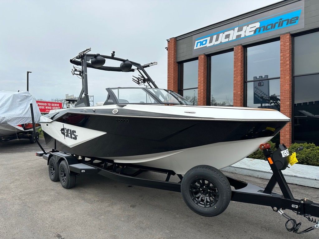 boat.Title