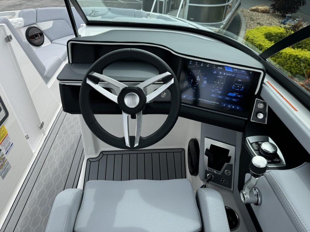2025 MasterCraft XT23