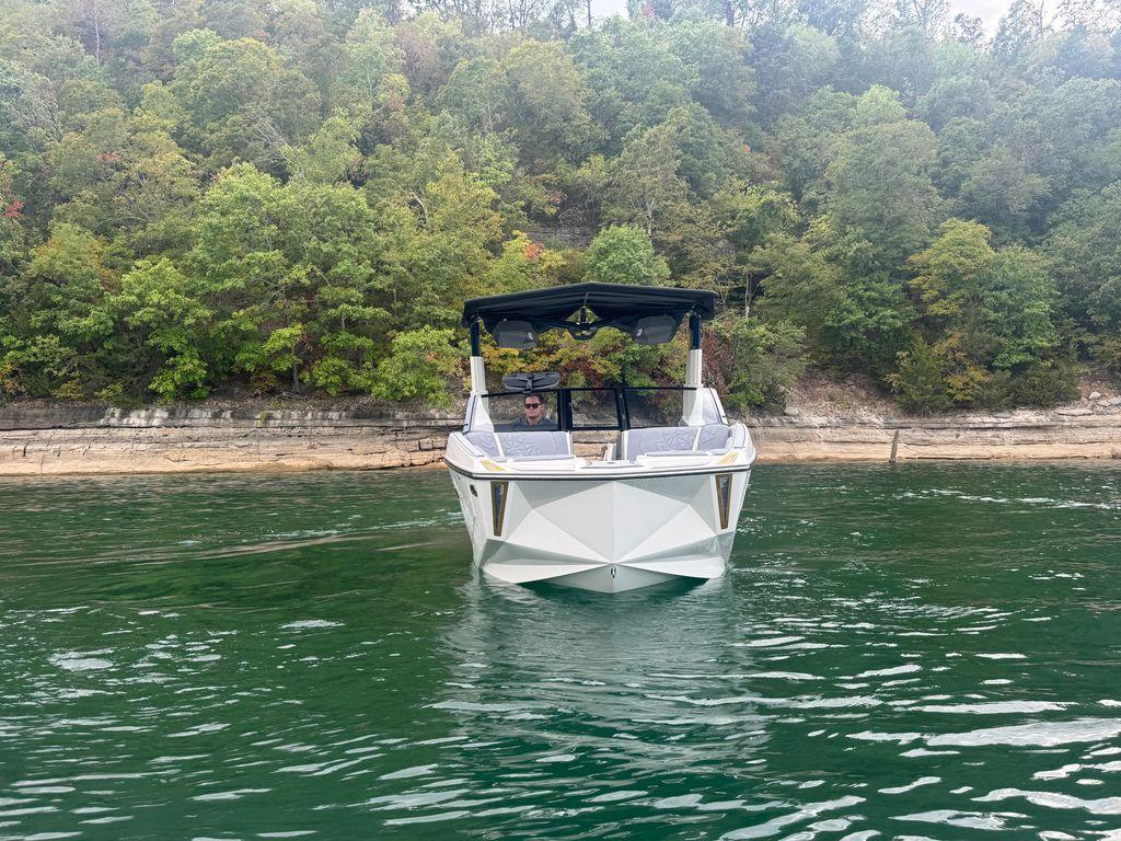 boat.Title