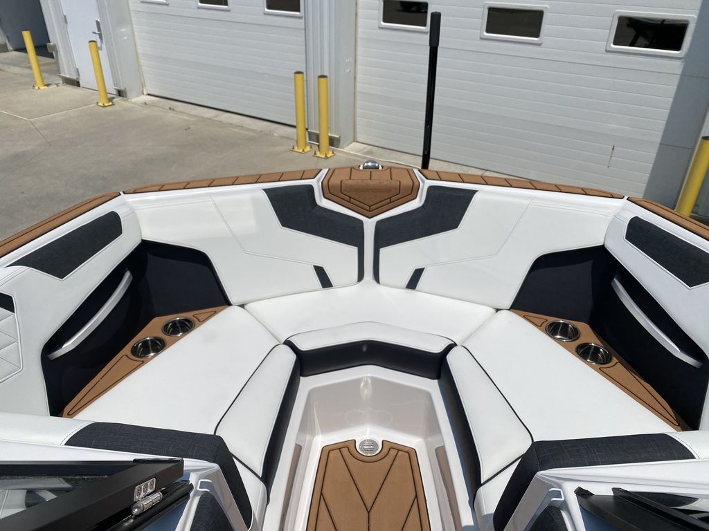 2025 Nautique Super Air Nautique GS20