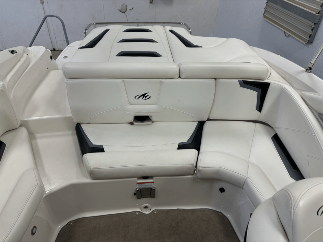 2012 Monterey 244 FSX