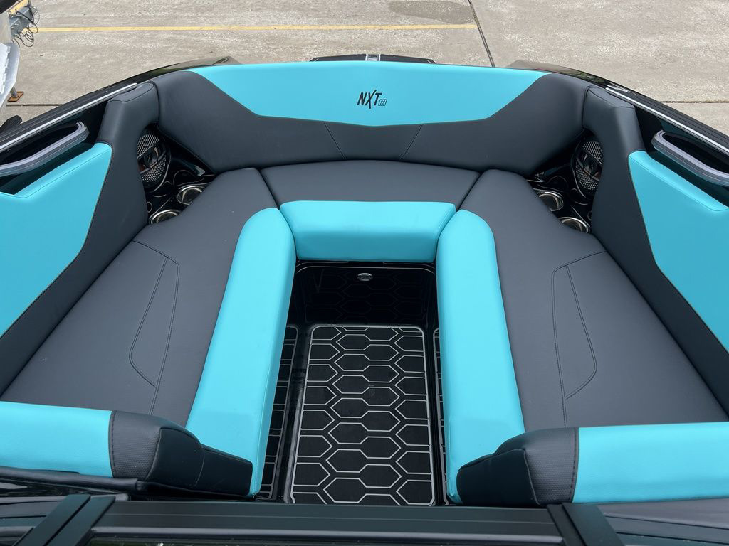 2025 MasterCraft NXT22