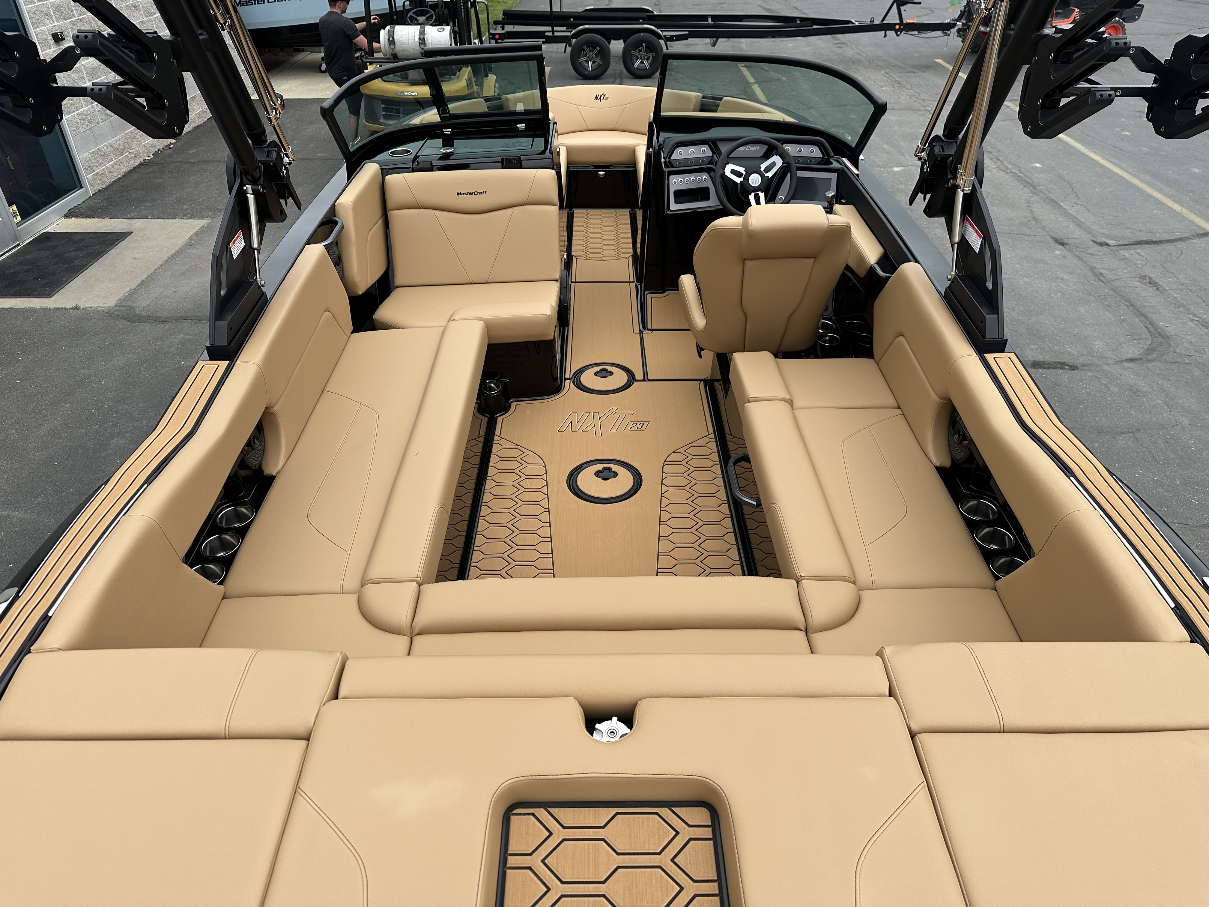 2025 MasterCraft NXT23