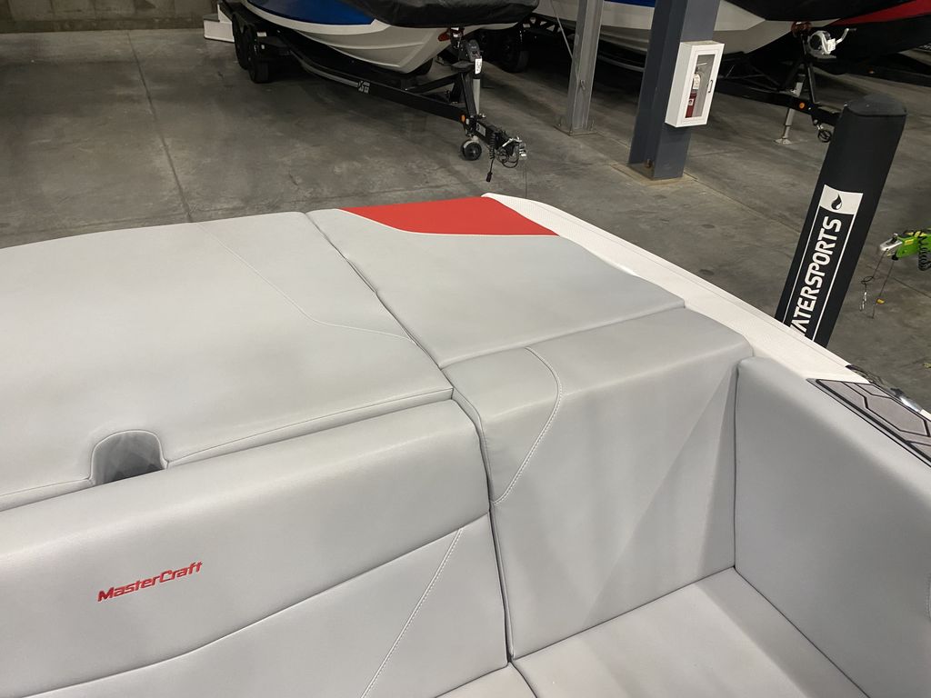 2023 MasterCraft NXT20