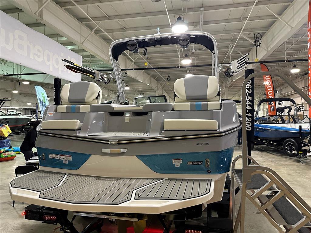 boat.Title