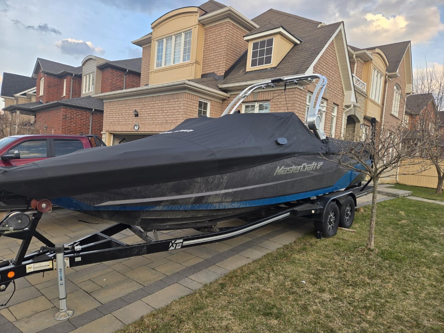 2020 Mastercraft XT 25 ! 85HRS