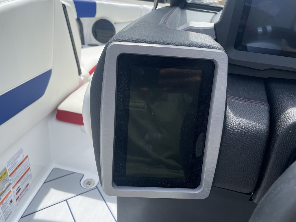 2024 Malibu Boats 22 LSV