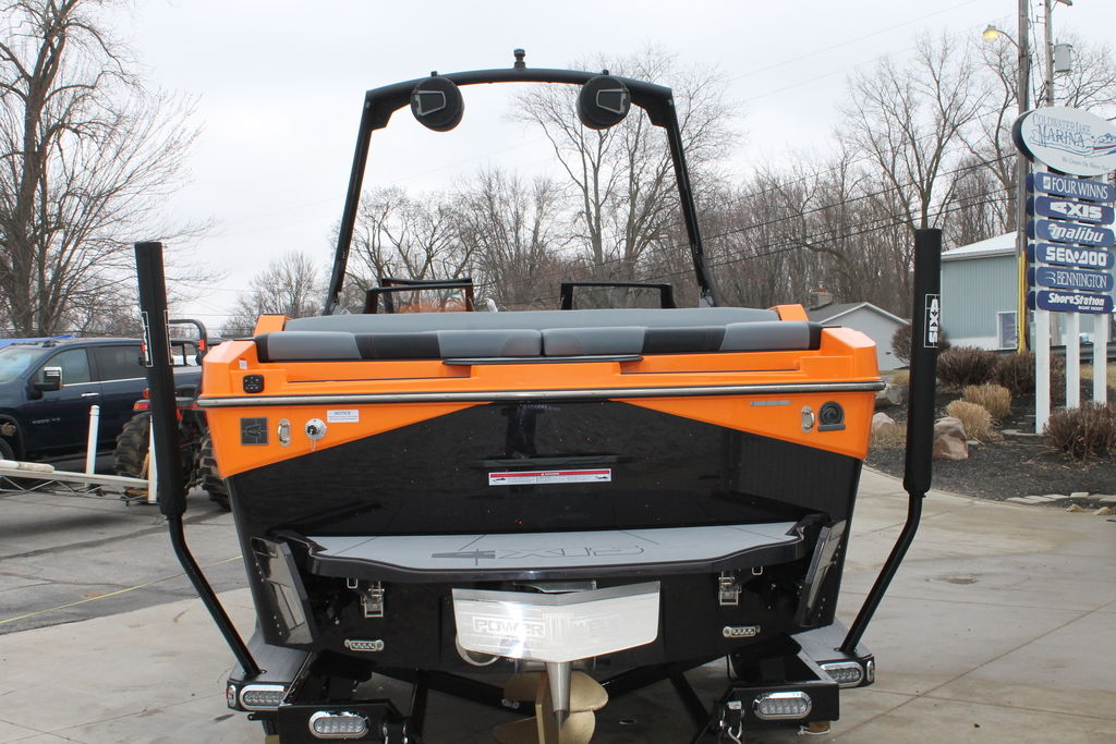 2024 Axis Wake Research T235