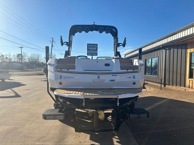 2024 MasterCraft XStar Surf