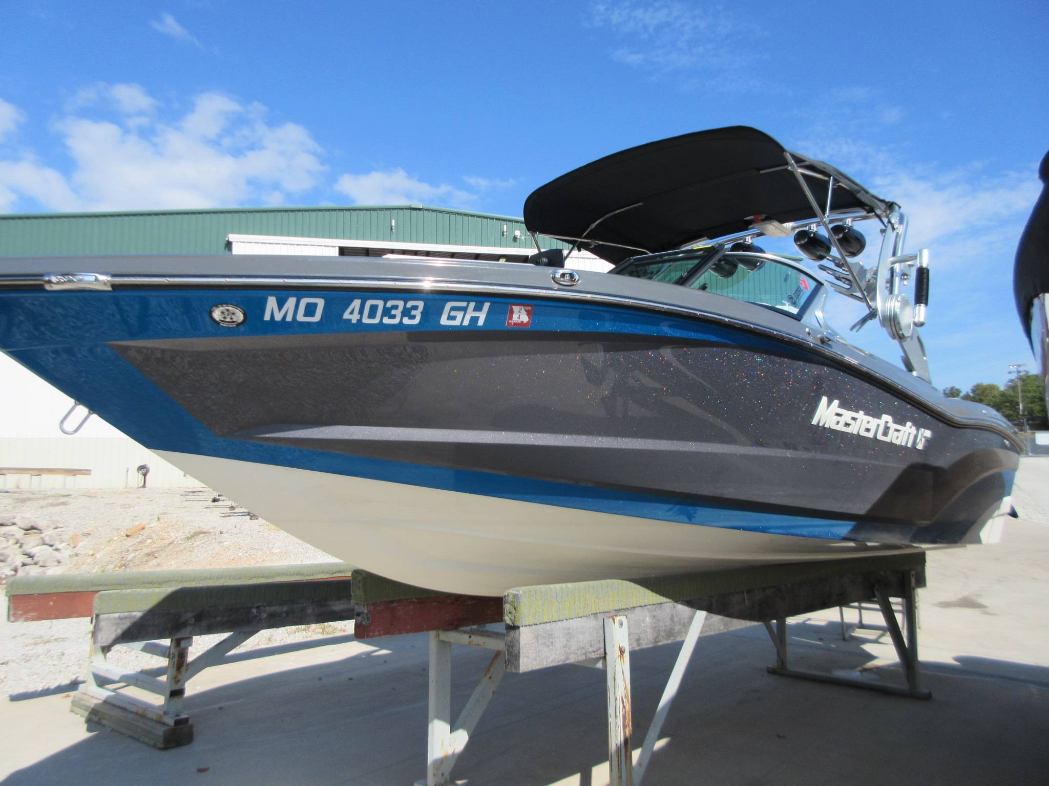 2017 Mastercraft XT23