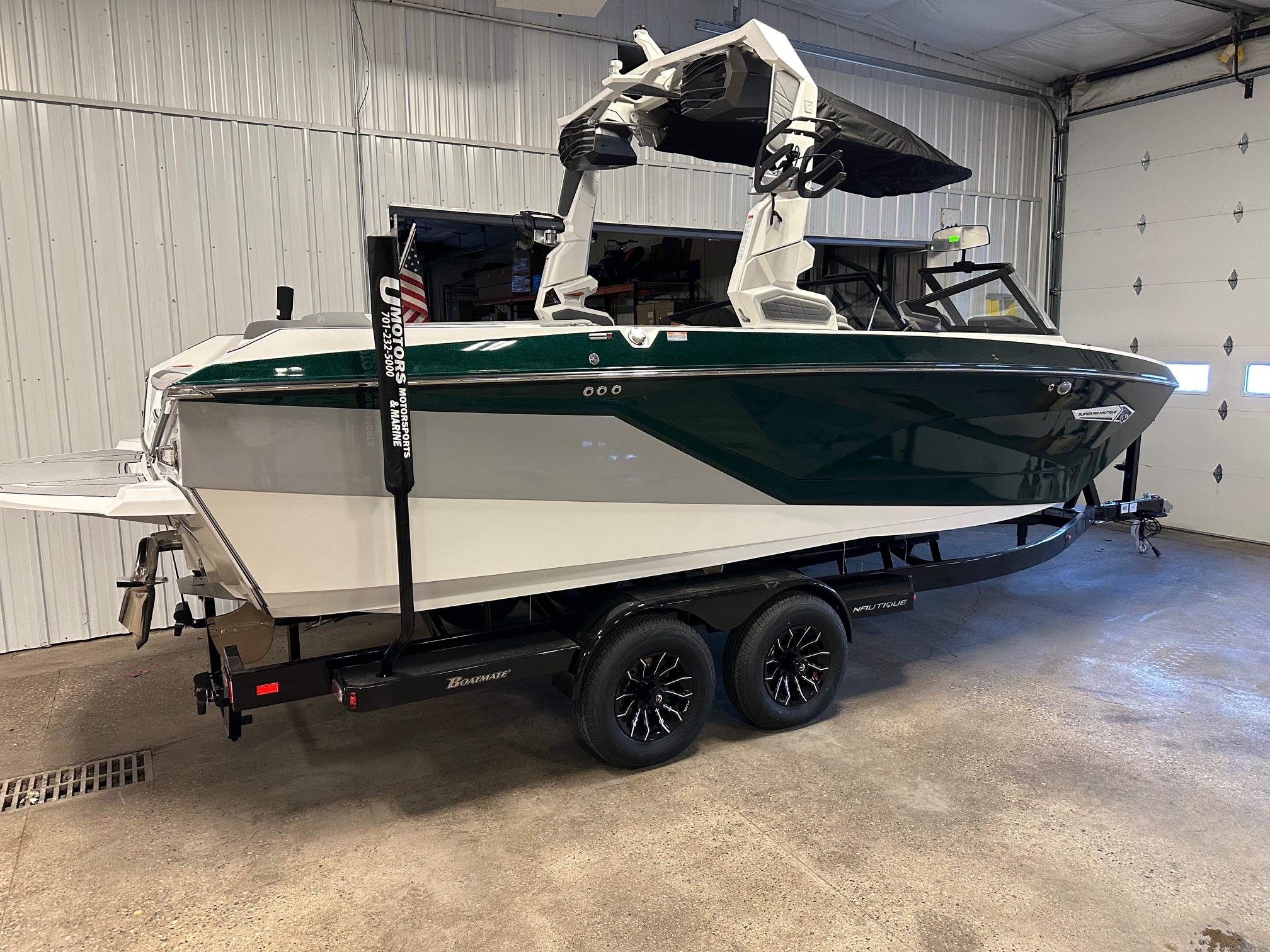 2024 Nautique G23
