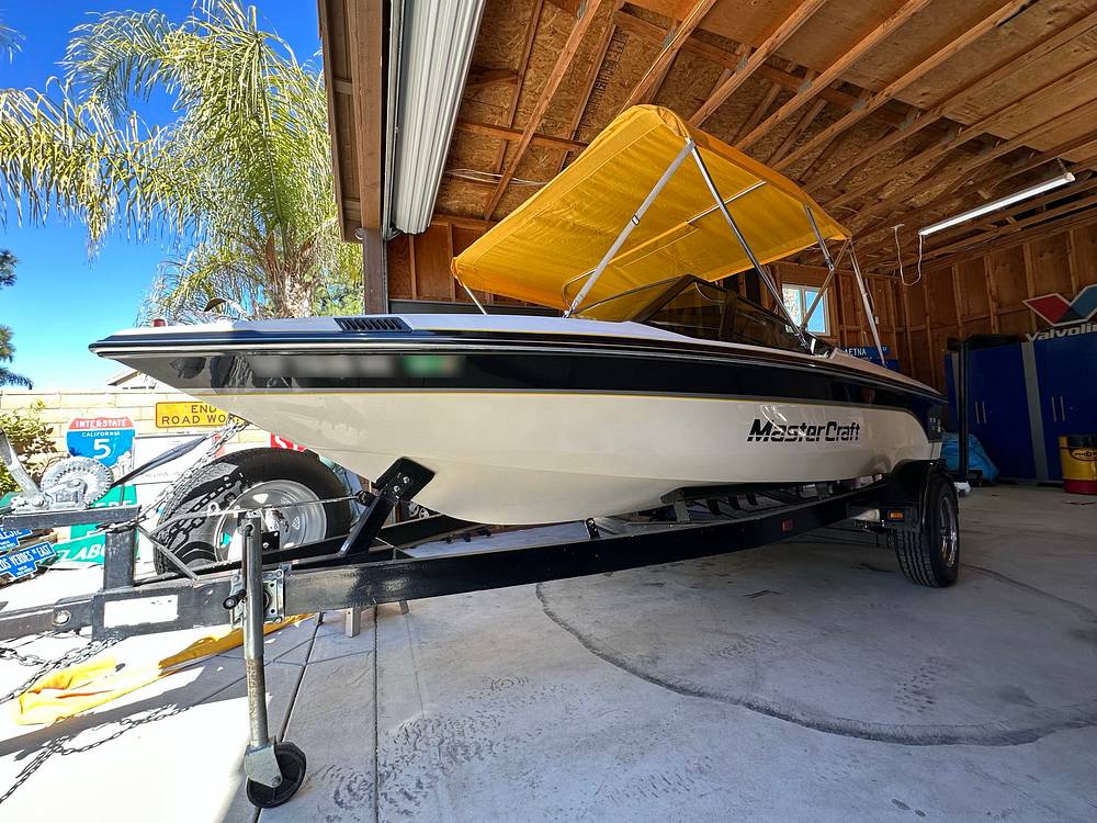 boat.Title