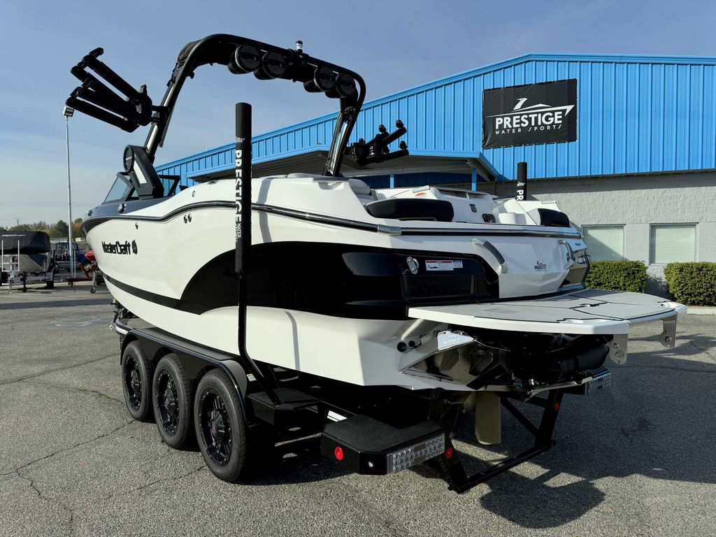 2024 MasterCraft X24