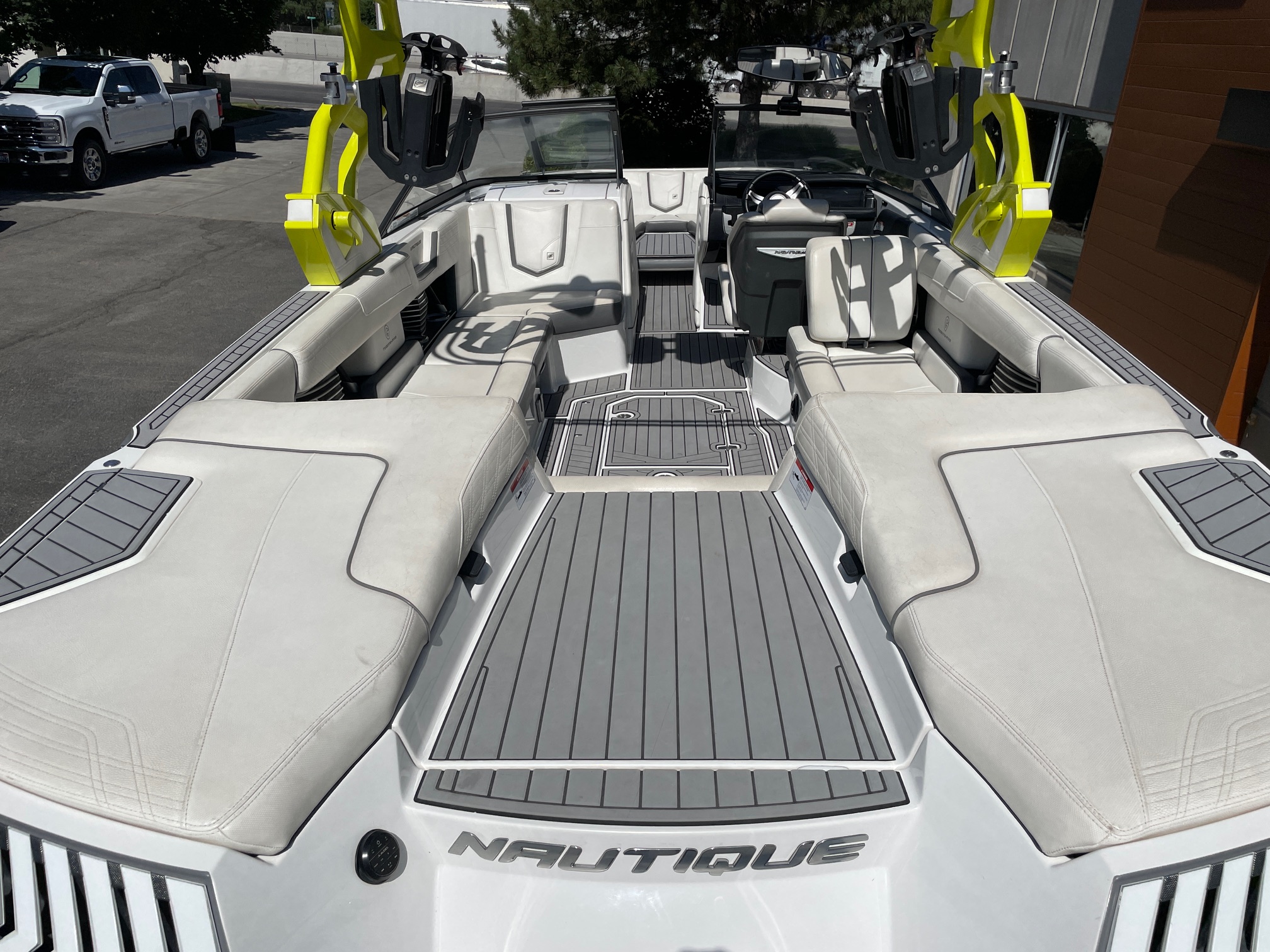 2018 Nautique G25 W/XR7 550HP SuperCharged Power Plant